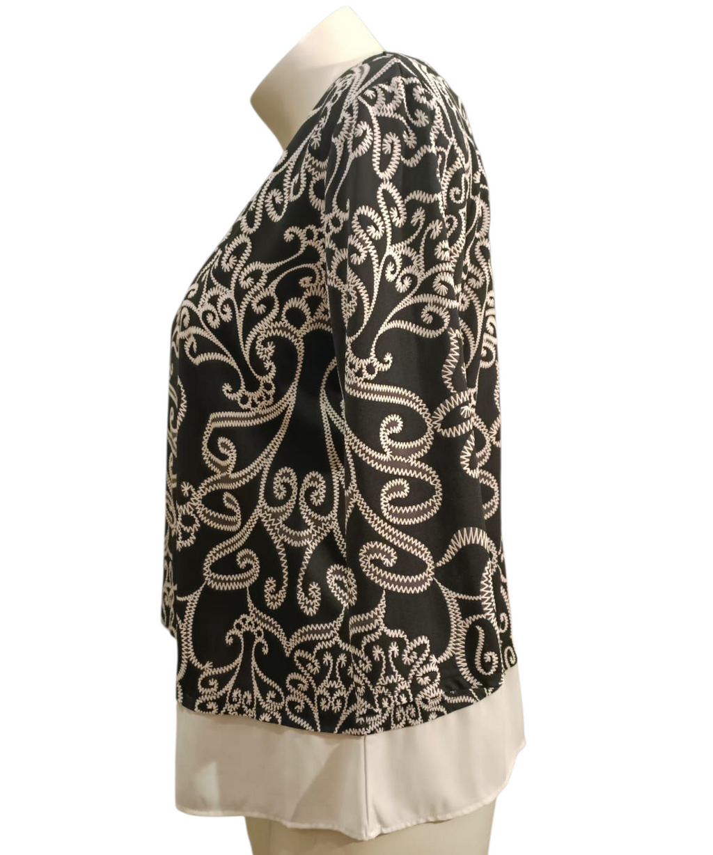 Blouse Noire et Blanche